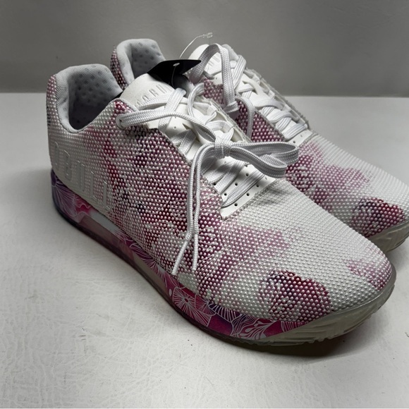 NOBULL Men’s /women’s White and Pink Athletic Shoes Waterproof size 13 W 14.5NWT